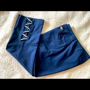 Lulu B Capri pants